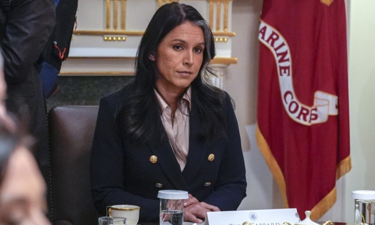 Директорът на разузнаването обвинява Байдън за хиляди терористи в САЩ